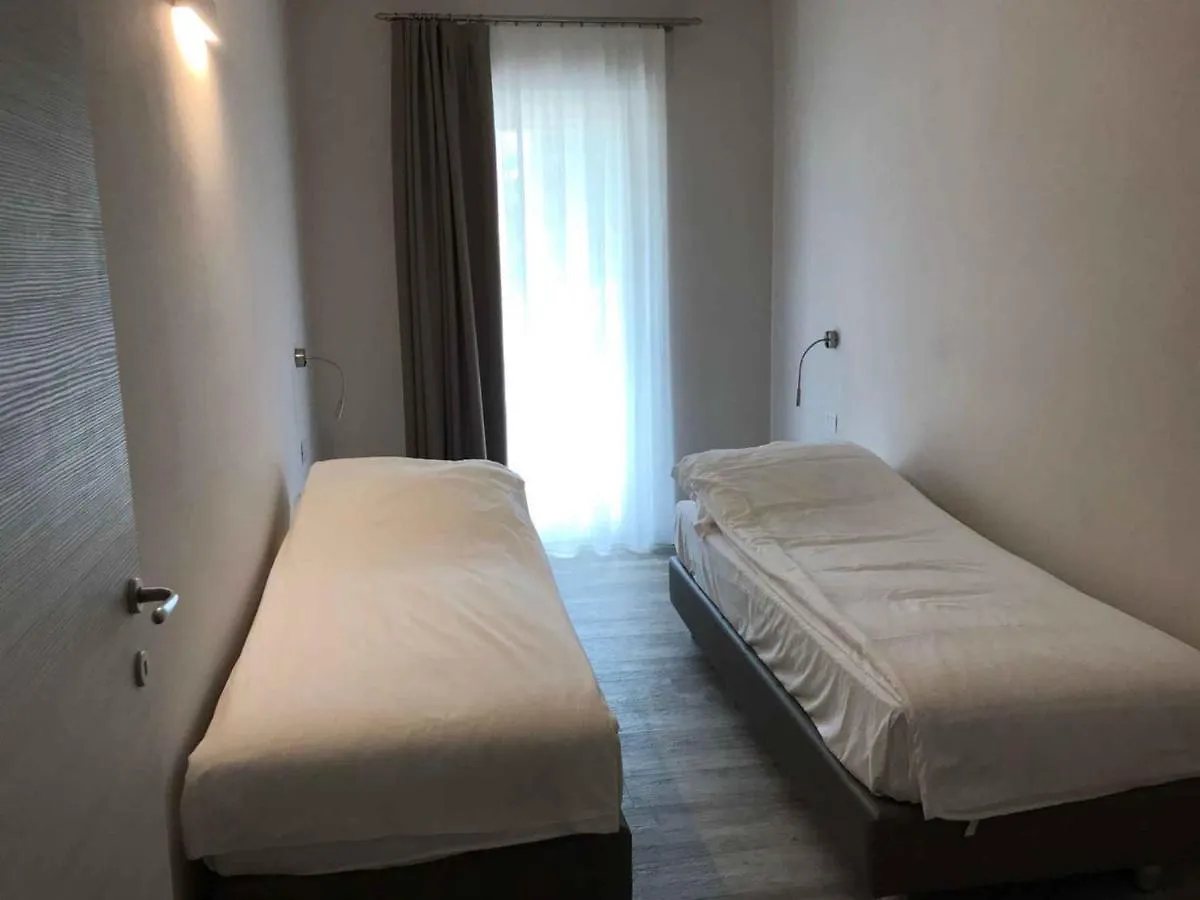 Apartments In Tignale/Gardasee 34085