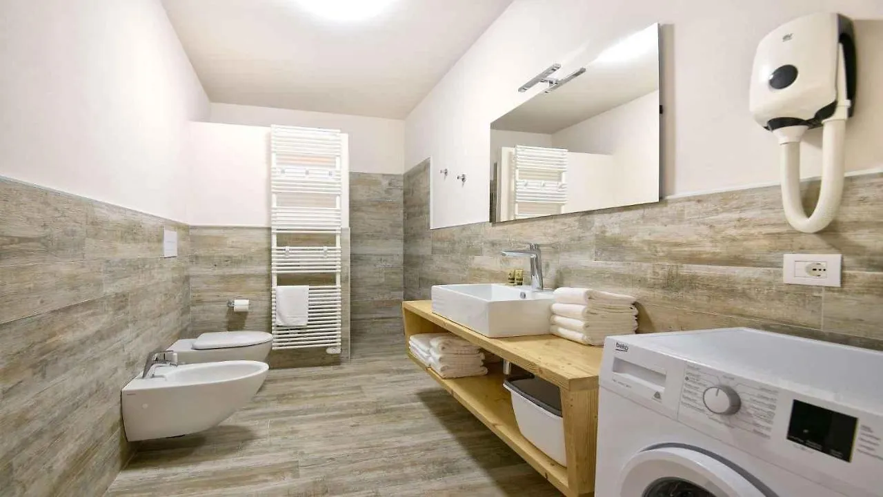 Apartments In Tignale/Gardasee 34085