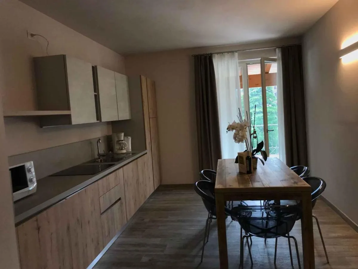 Apartments In Tignale/Gardasee 34085 Olaszország